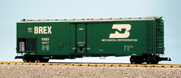 BURLINGTON NORTHERN 50 REEFER CAR GREEN/SILVER