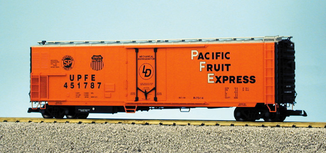 PACIFIC FRUIT EXPRESS SP/UP 50 REEFER CAR ORANGE/SLIVER