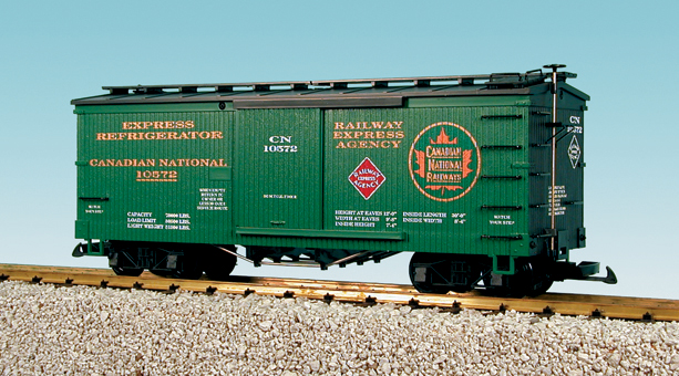 CN/REA WOOD BOX CAR #10572 GREEN/BLACK