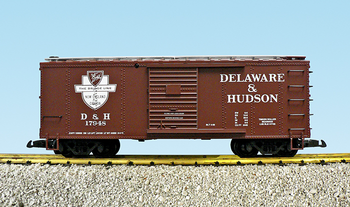 D&H STEEL BOX CAR #17945 BC RED