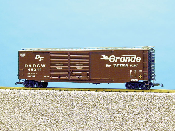 RIO GRANDE 50 BOXCAR #2 W/STEEL DOOR BROWN