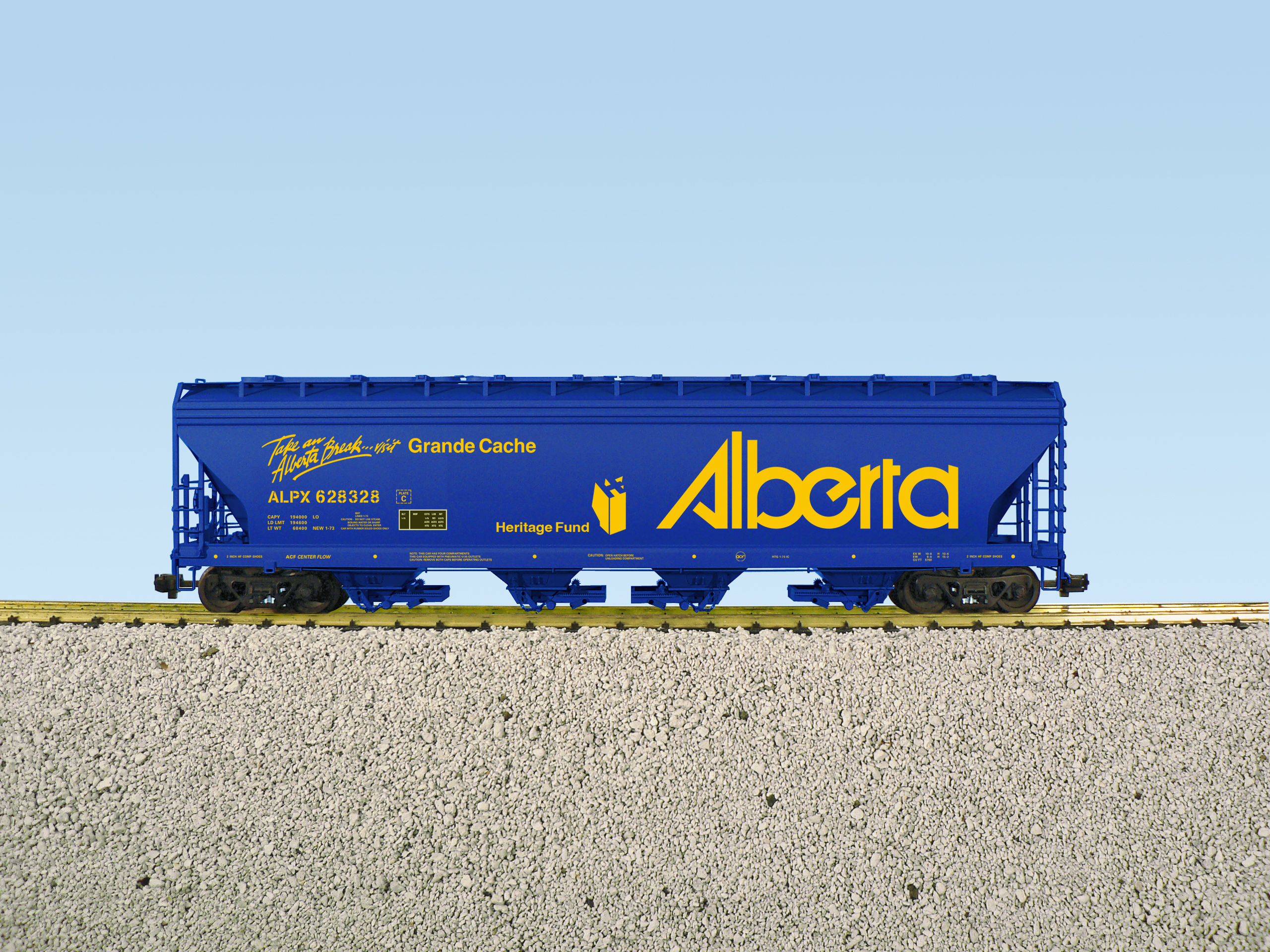 ALBERTA 4-BAY CENTER FLOW COVERED HOPPER BLUE